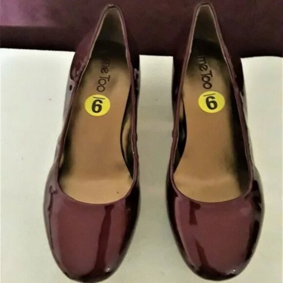 Me Too Shinny Maroon Classic Low Heel Pumps Size 9M NEW - Picture 2 of 3